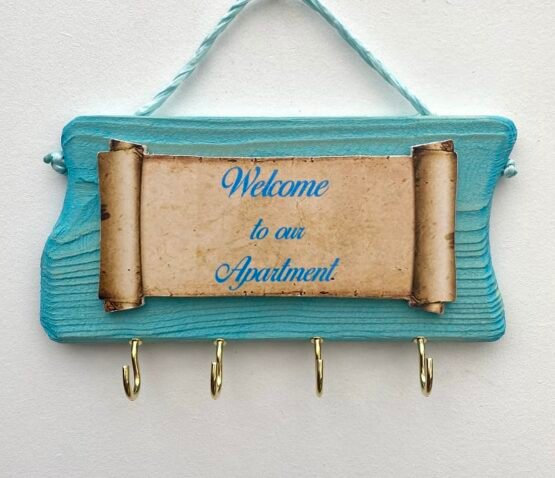 Blue Pine Keyholder  